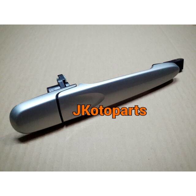 Handle Pintu Luar Kanan Avanza Veloz Silver