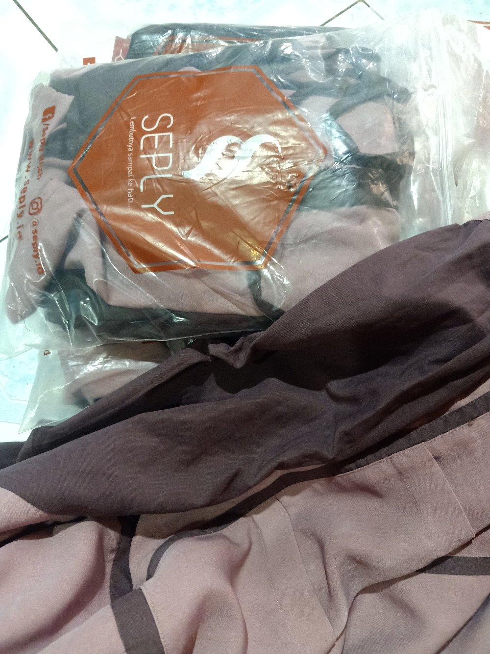 Sarimbit Couple Seply Original Eksis 137 Seal Brown