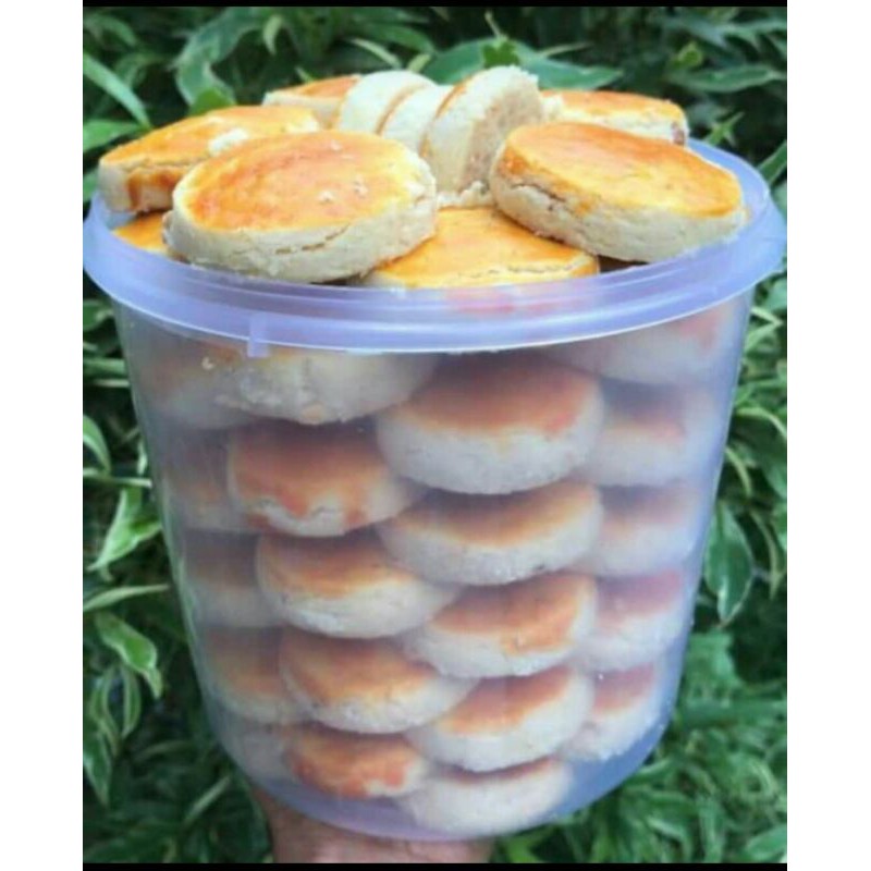 

kue kacang ori