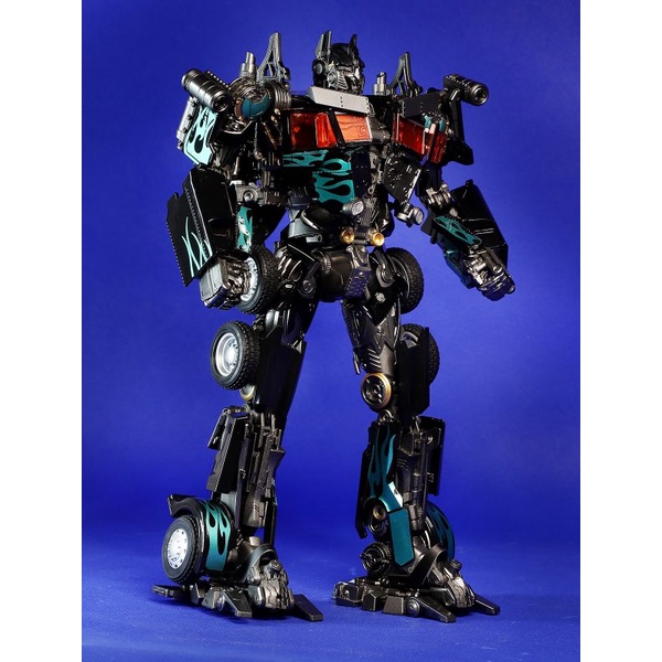 BS-01 aka LT-02 Optimus Prime Nemesis Transformers Legendary Toys - Hitam