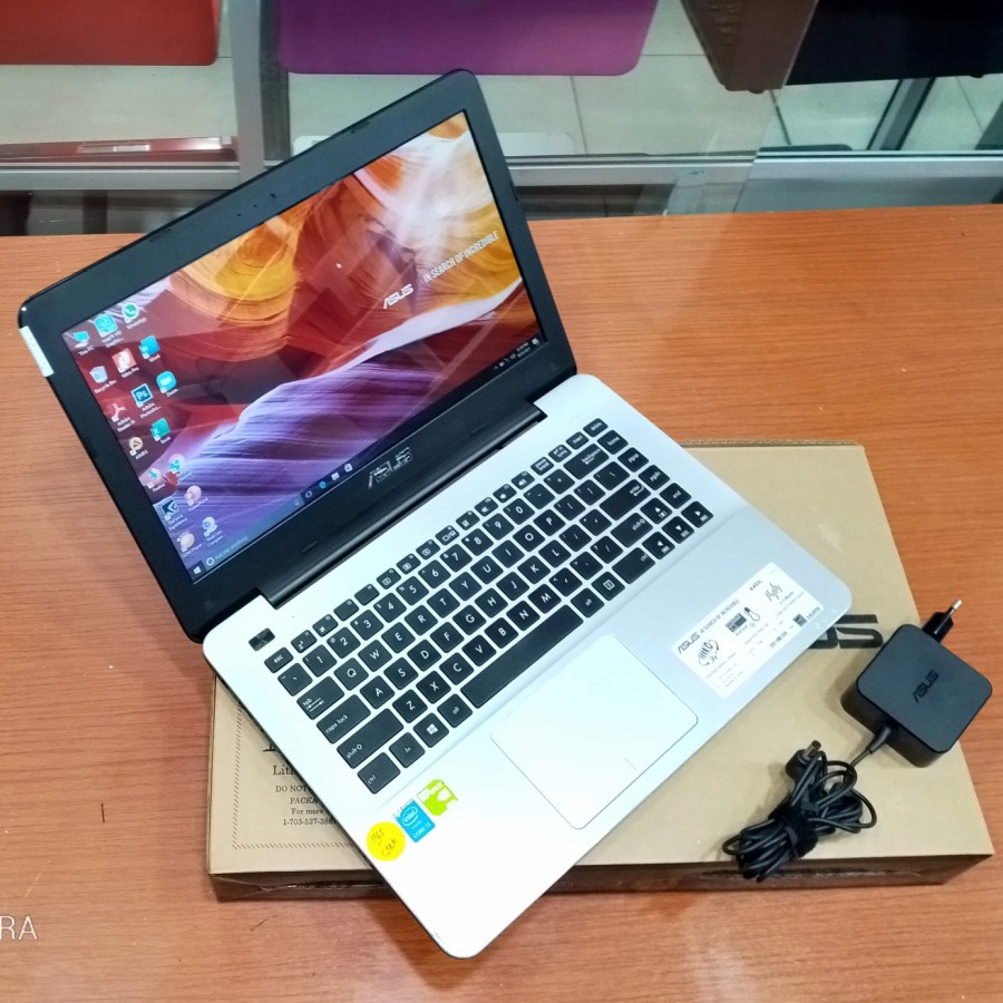 LAPTOP LEPTOP ASUS I3 RAM 2GB HDD 500GB VGA NVIDIA 2GB GENERASI BARU