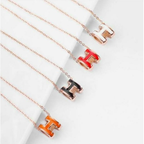 Kalung Titanium Huruf H Lapis Emas 18K Wanita Anti Karat Fashion Korea Perhiasan