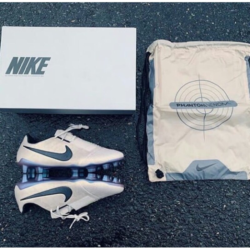 nike phantom venom trainers