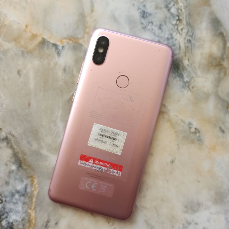 Xiaomi Redmi S2 ram 3 internal 32 gb seken