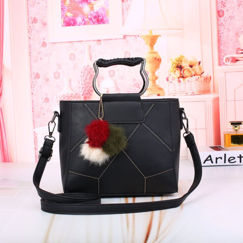 TAS TOTE SLEMPANG IMPOR HITAM PERGI SANTAI SIMPLE KOREA SLING WANITA