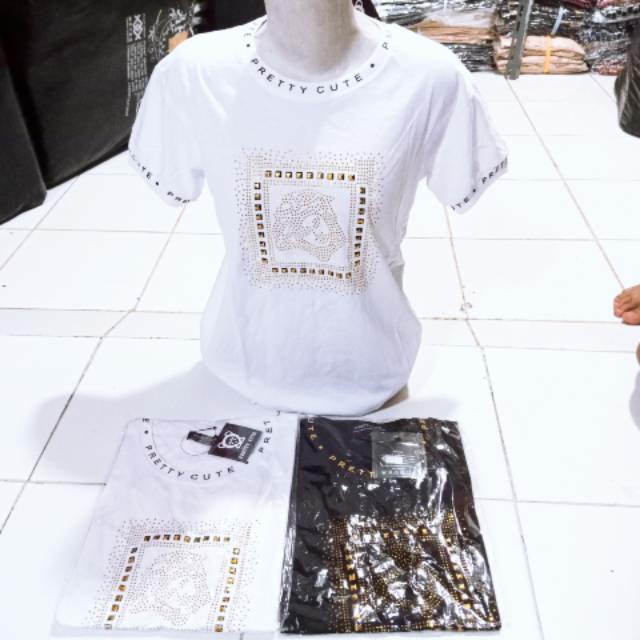Kaos versace cantik