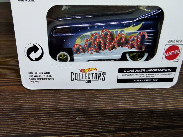 Hot Wheels volkswagen dragbus vw drag bus rlc holiday hotwheels