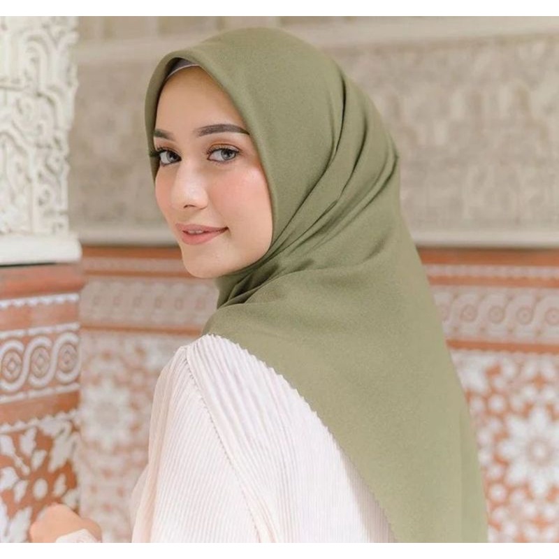 Hijab Segi Empat Bella Lasser Cut Potton Premium (bisa cod)