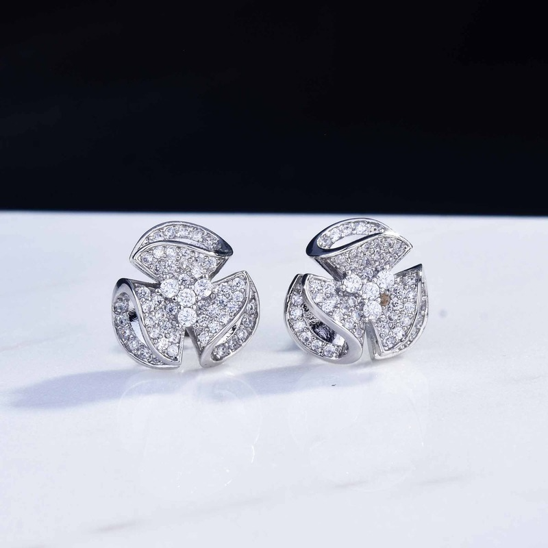 Fashion Moissanite Flower-Shaped Earrings