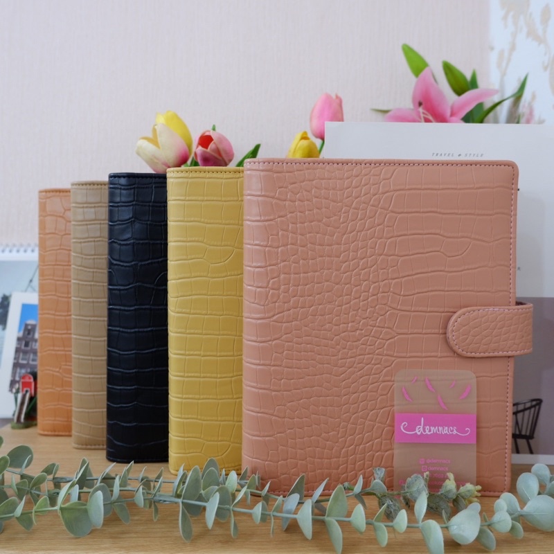 

Binder A5 20ring B5 26ring Polos Tekstur Croco Croxy Warna Earth Tone Pastel Bumi Gratis Kertas Pulpen | Demnacs