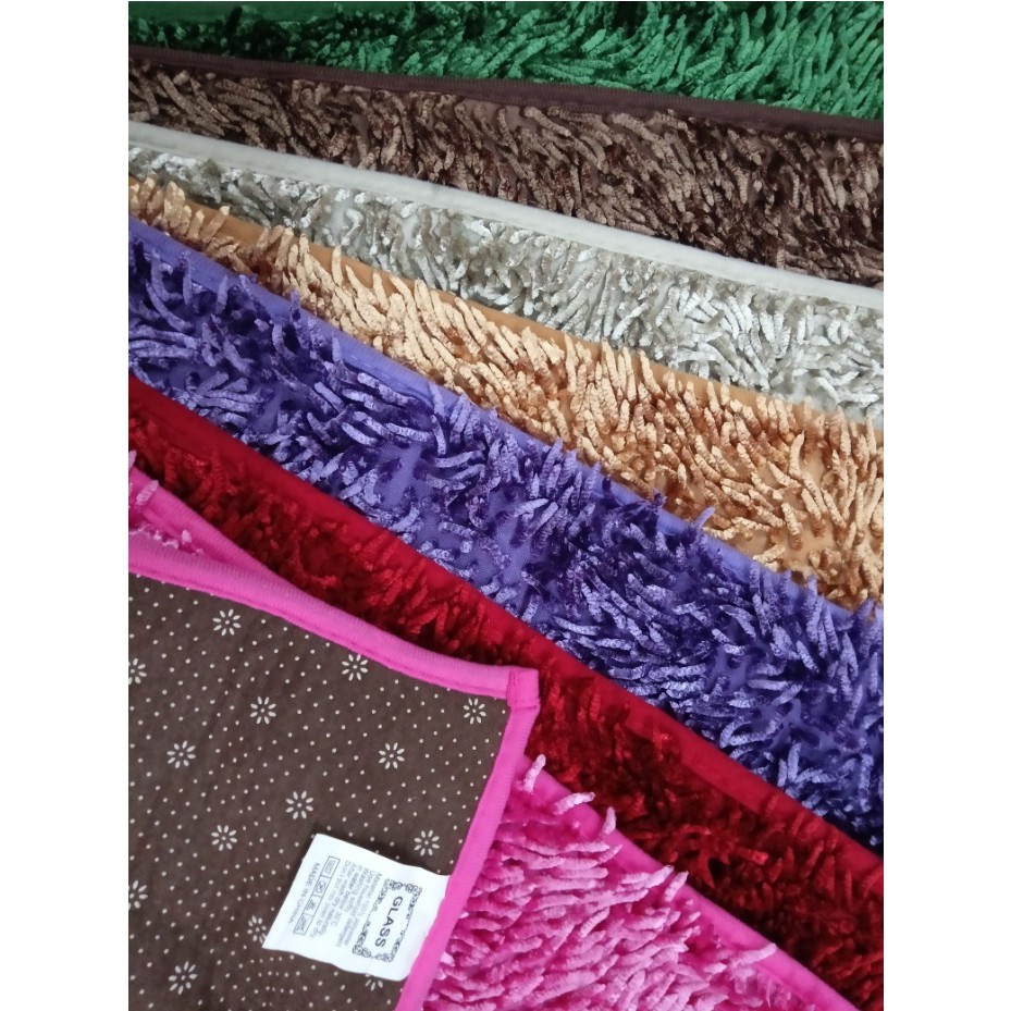 Karpet Glosy / Karpet Cendol / Karpet Microfiber 140x95cm