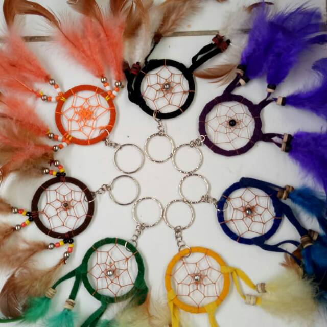 Gantungan kunci dream catcher