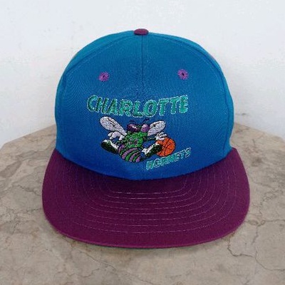 Topi Snapback Vintage 90's NBA CHARLOTTE HORNETS Snapback Hat