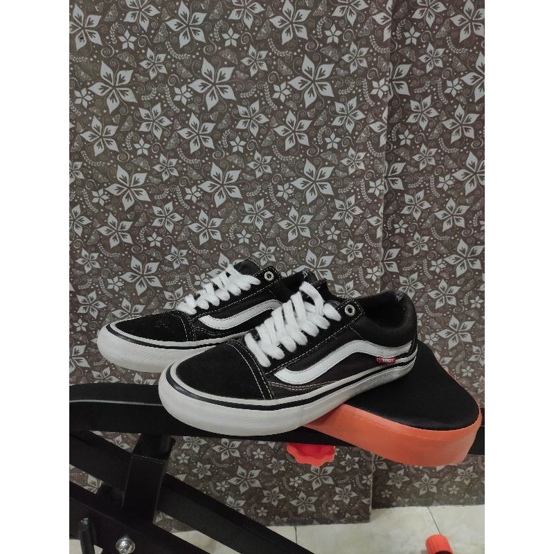 vans old skool pro second