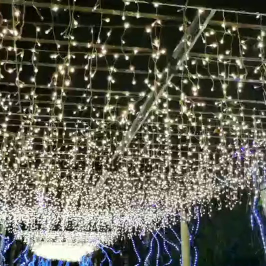 Lampu Tumbler Lampu Tirai 4 Meter 96 LED Dekorasi Hiasan Natal Twinkle Light LED Gantung Kuning/RGB/Biru Lampu Natal Lampu Kelap Kelip
