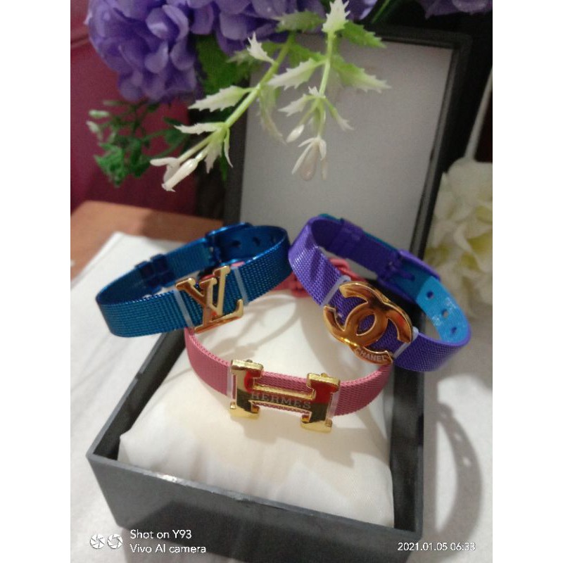 liontin gelang sabuk/carm