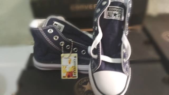 Sepatu Converse Anak Navy Model Tinggi / Sepatu Allstar Anak / Sepatu Anak Casual / Sepatu Sekolah Anak