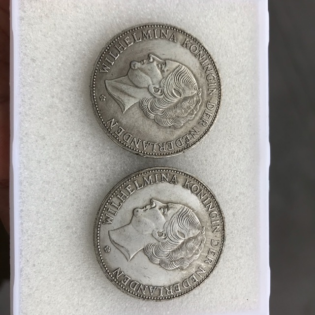 Koin Kuno Wilhelmina Tahun 1919 2 Setengah Gulden Edisi Khusus