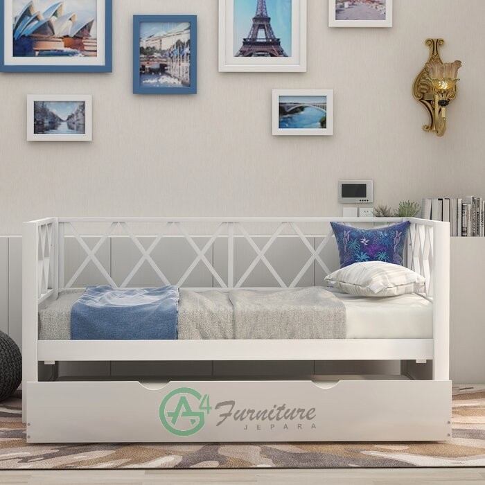 Sofa Bed Kayu Addieville Warna Putih - Kayu Mahoni