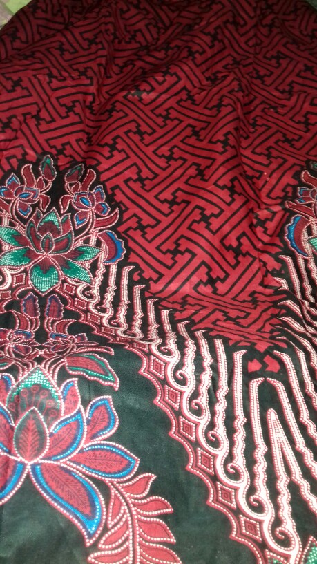 Batik Couple Keluarga 2 Anak Cewek Dan Cowok Motif Pagar Bumi Merah Seragam Busui Terbaru