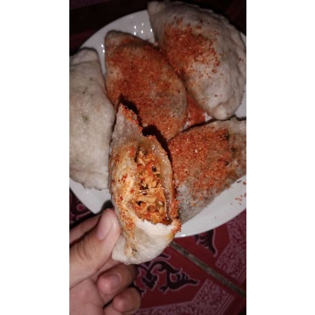 

cireng isi ayam suir pedas