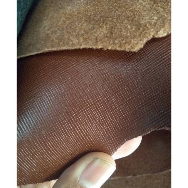 Kulit sapi lembaran motif prada