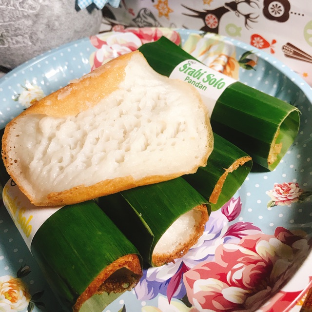 

serabi solo manis legit special jajanan pasar kue basah tradisional