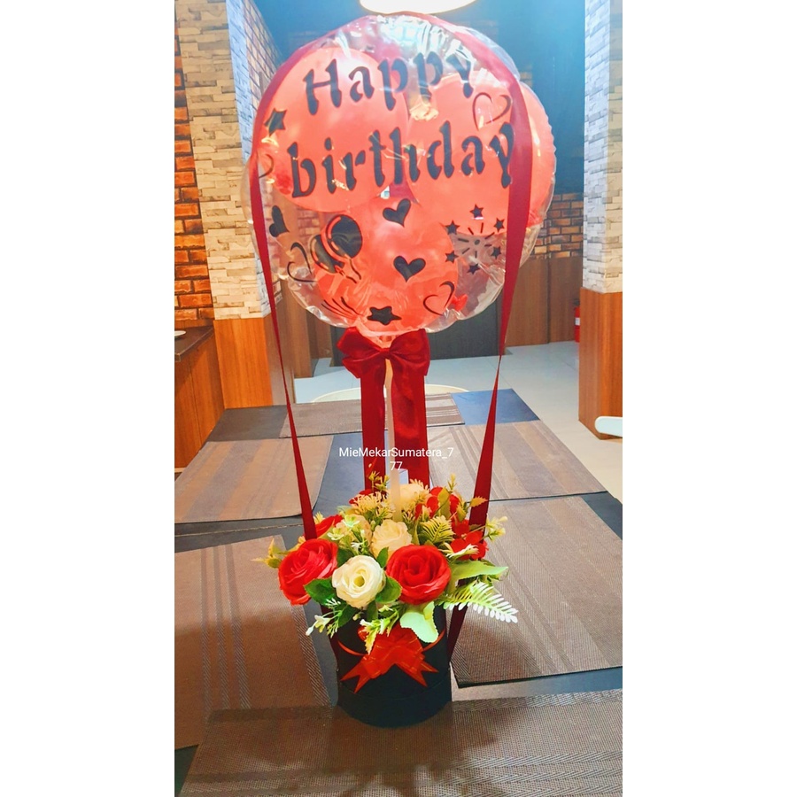 

Balon Bucket - Money Cake Balon - Money Cake - Bouquet Balon - Buket Balon - Balon Buket - Balon Pvc - Balon Box isi Snack - Balon snack bloom box