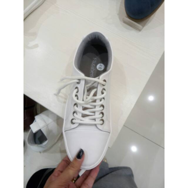 Sepatu Elizabeth original