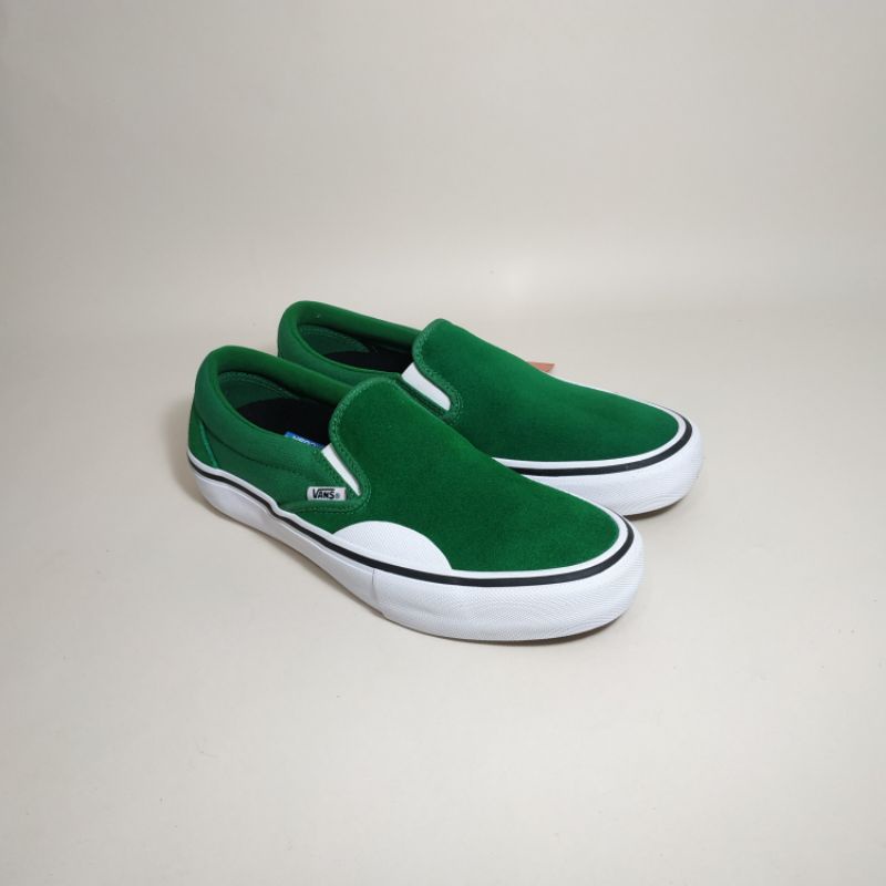 white vans slip ons pro
