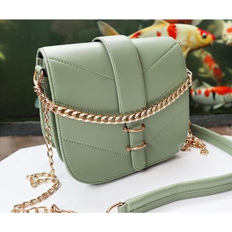Tas Selempang Chevron Lidah