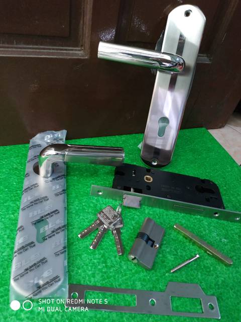 1 Set Kunci Pintu Bellucci Spider Np | Handle Stainless Bellucci