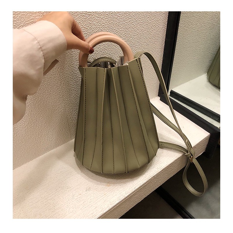 Mores Premium Pleated Woman Korean Slingbag - Tas Selempang plisket wanita Import - Top Handle Bag