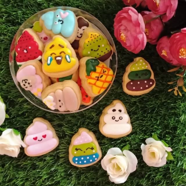 

Poo & tooth toples bulat- Cookies karakter Poo-Kukis hias