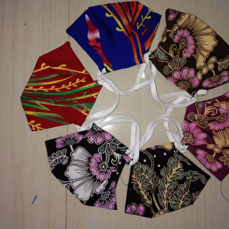 masker 3D motoif batik heandloop dan erloop