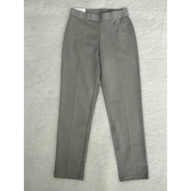 CELANA PONTE SLIM UNIQLO