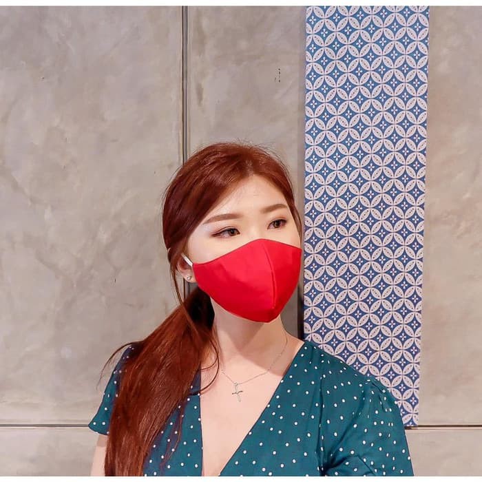 Masker Kain 3 LAPIS TREMURAH warna MERAH BRIGHT RED GRATIS Masker Kain 3 LAPIS TREMURAH warna MERAH BRIGHT RED GRATIS