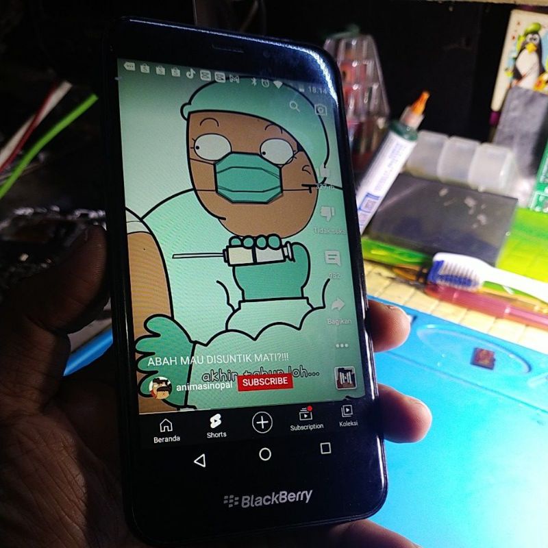 lcd blackberry aurora cabutan