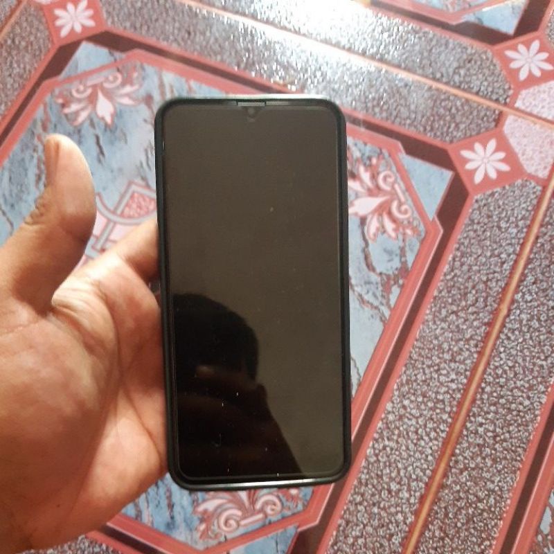 SAMSUNG A30S DAN REDMI 8 MATOT
