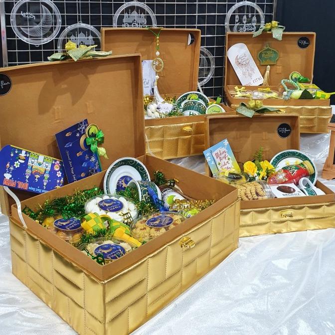 

PAKET BOX HAMPERS LEBARAN KUE KERING TOPLES MURAH 22 XCD521XS