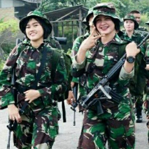 Topi Rimba TNI Wanita Topi Lapangan Tentara Wanita