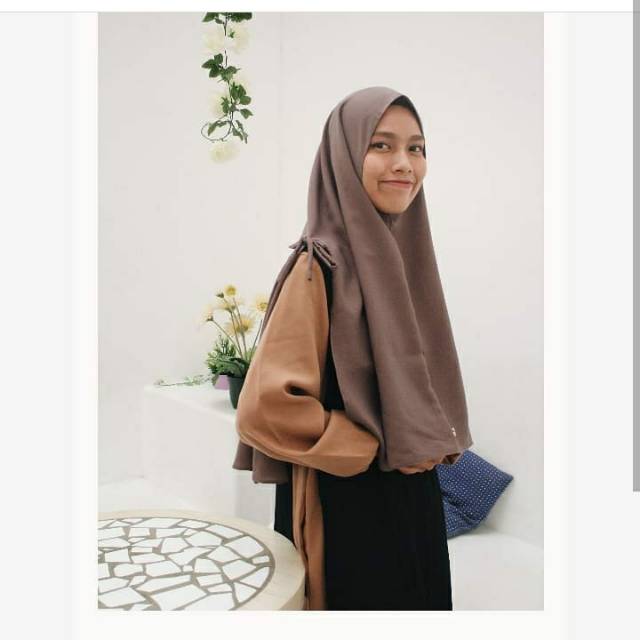 HIJAB QAYLA DARK CHOCO || HIJAB INSTAN