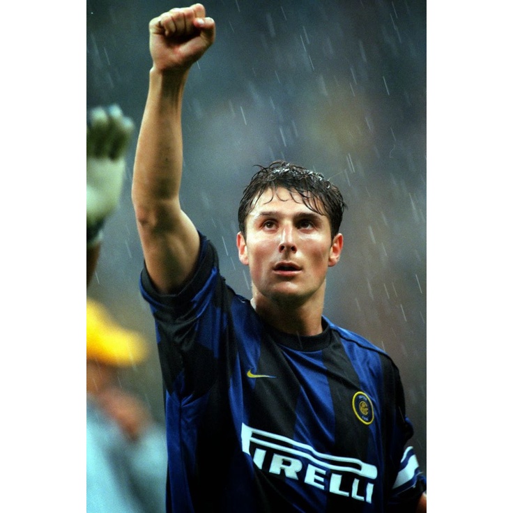 POSTER DINDING JAVIER ZANETTI (BISA CUSTOM GAMBAR)