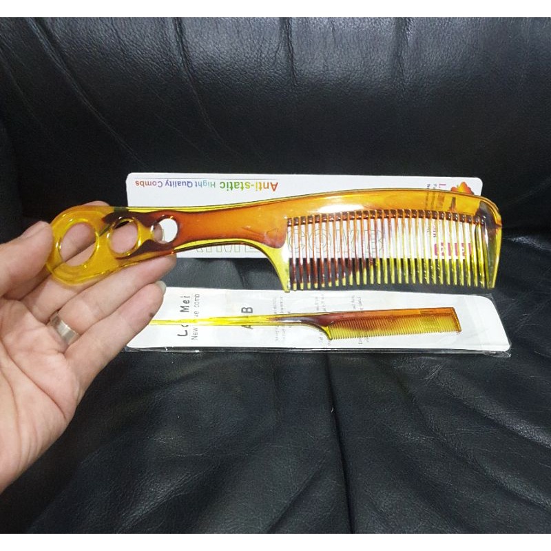 TAKASIH SEPASANG SISIR SALON IMPORT WARNA ELEGAN