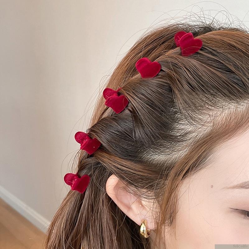 Jepit Rambut Poni Samping Bentuk Hati Beruang Bahan Velvet Untuk Aksesoris Wanita