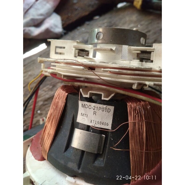 Yoke Defleksi Sanggul tv flat 21 inch