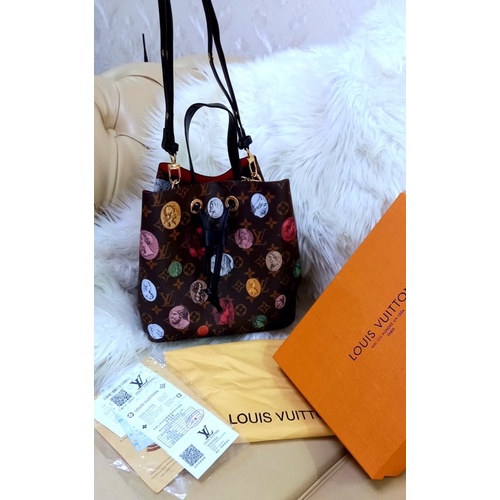 NEW LV NEO SERUT MONO COIN CLASSIC/ MIRROR 1:1/ WITH BOX AND NOSER/ REAL PIC