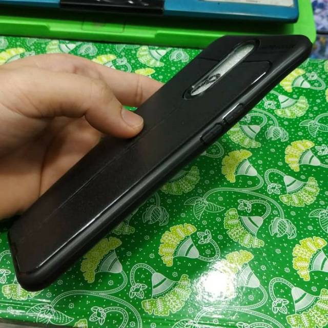 Silikon Oppo F11 soft case OPPO F11 karet hitam OPPO F11 auto fokus OPPO F11mantul mantap