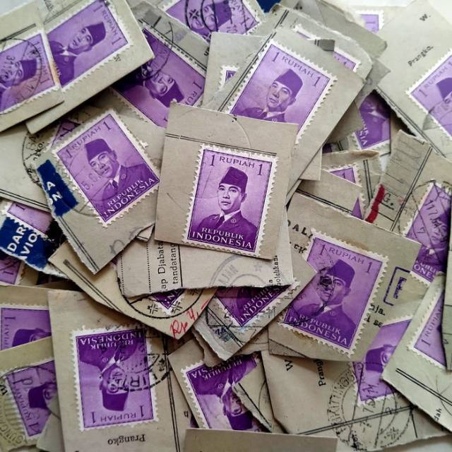 

Prangko - Perangko Presiden Soekarno 1 Rupiah