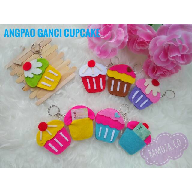 

Angpao flanel cupcake/ angpao flanel murah/ amplop